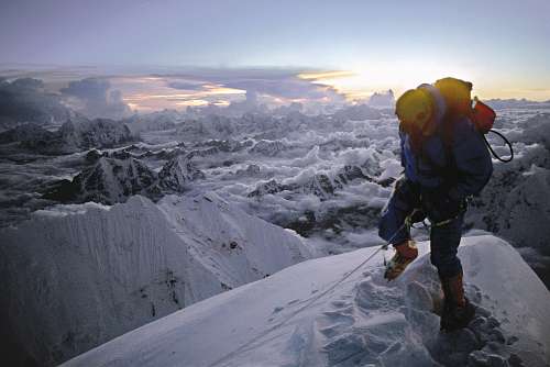 doug-scott-on-everest-at-sunset